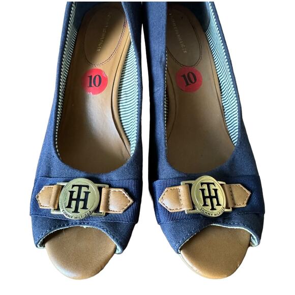 Tommy Hilfiger Navy peep toe wedges with gold accent summer preppy size 10 - Picture 5 of 15